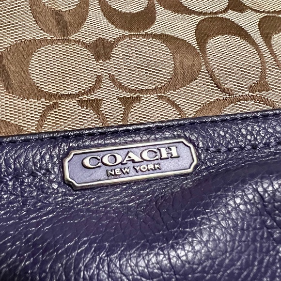 COACH PARK SIGNATURE HOBO SHOULDER BAG - Picture 2 of 6